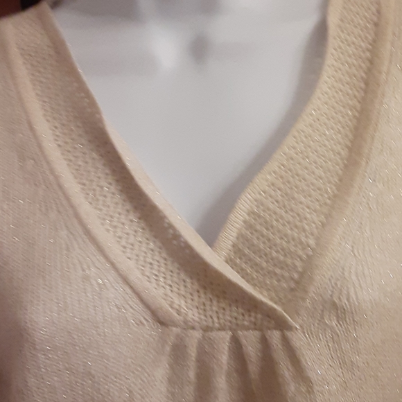 New York & company gold v-neck sweater - Picture 2 of 7
